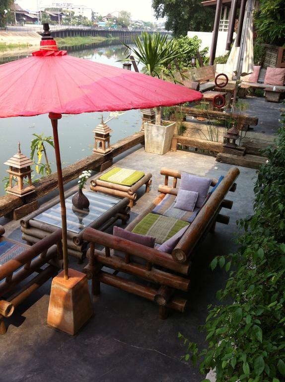 The Riverside Guest House Lampang Ngoại thất bức ảnh